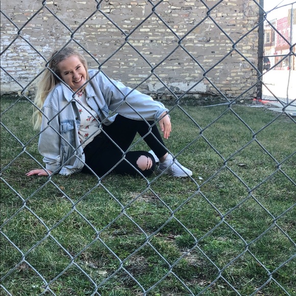 Meet your Posher, Grace - Picture 2 of 4